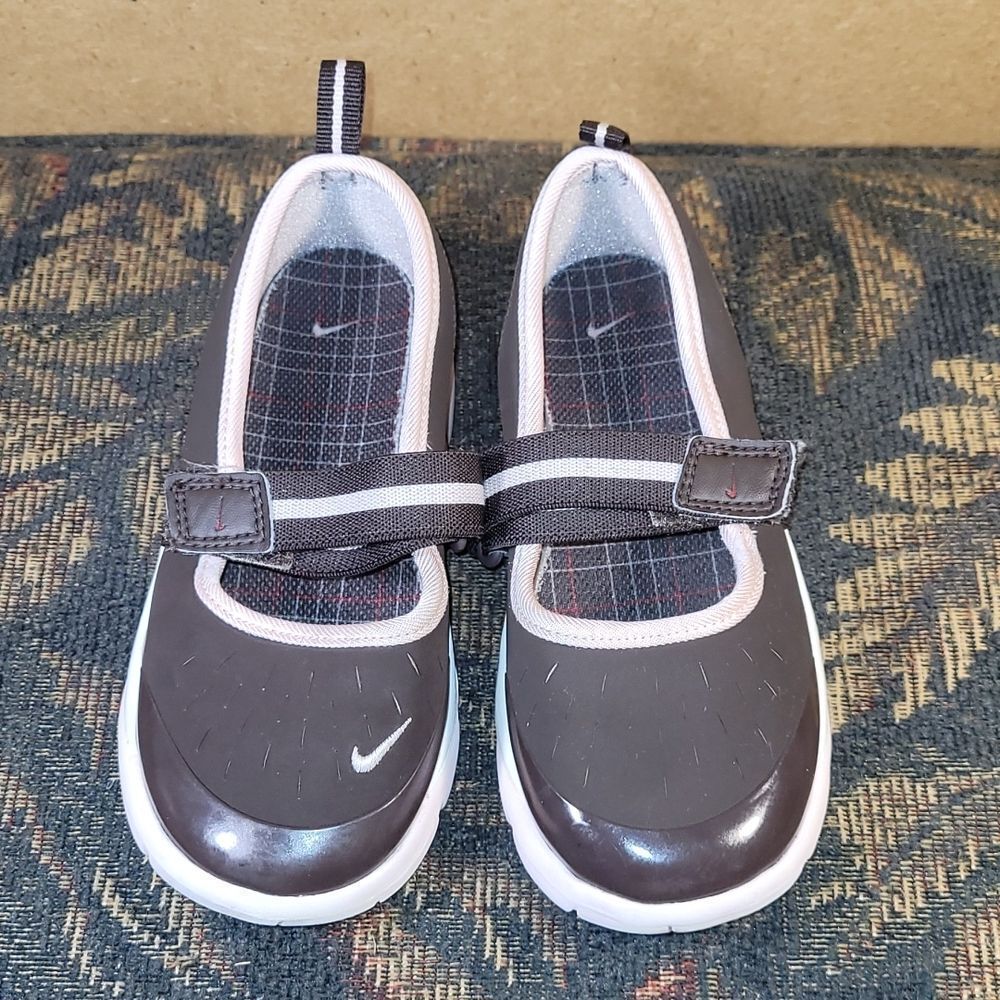 Nike Free Toddler Brown and Pink Mary Jane Shoes 315538-261 Size 10C/16 cm